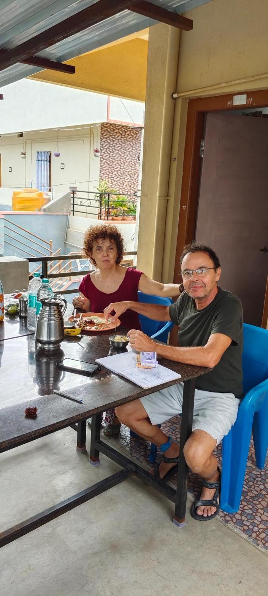 Vinayaka Homestay Hampi Bagian luar foto
